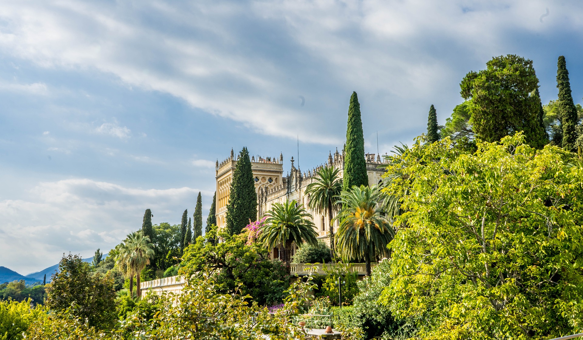 Maak een uitstapje naar Isola del Garda