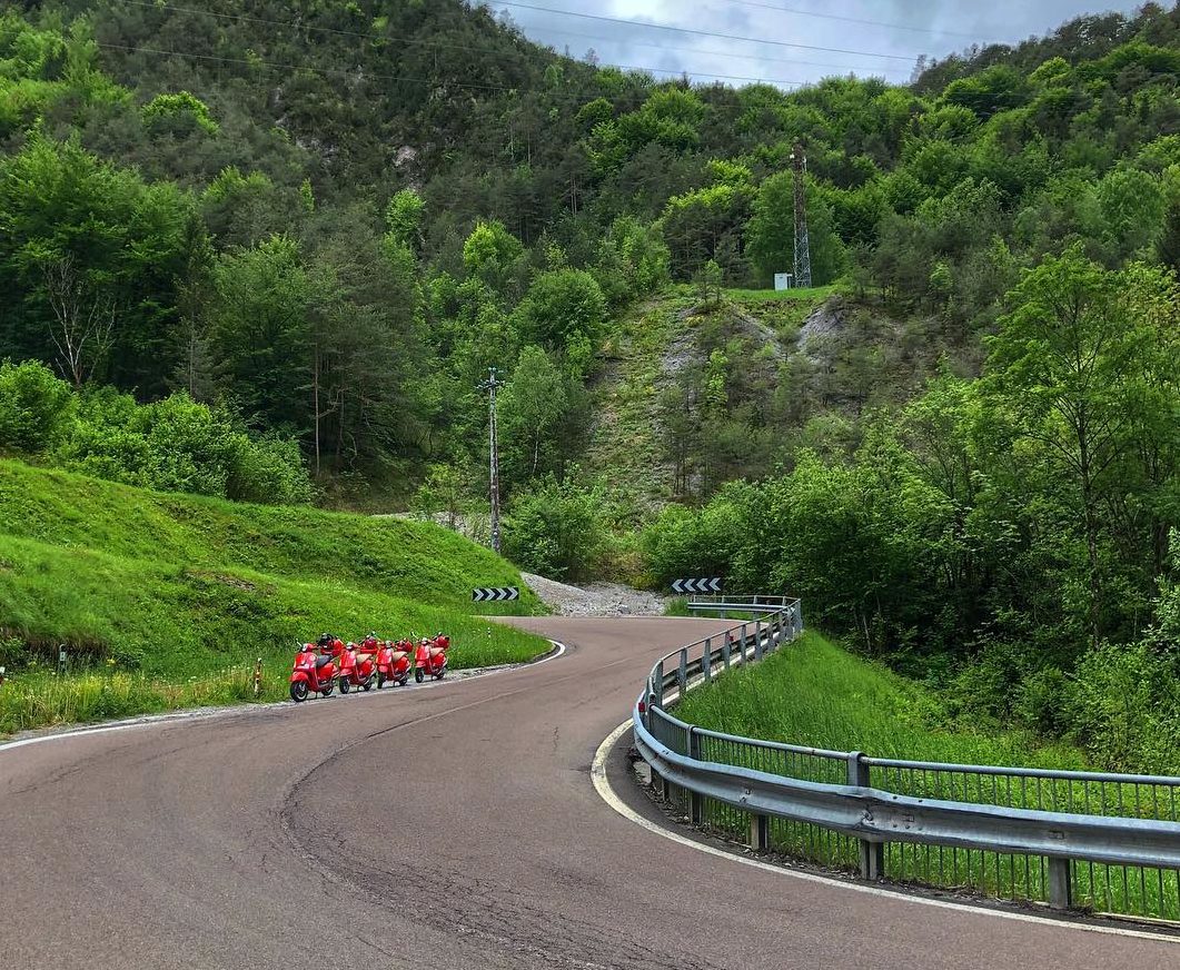 Gardameer - Motoragazzi - vier meren tour langs de watervallen 