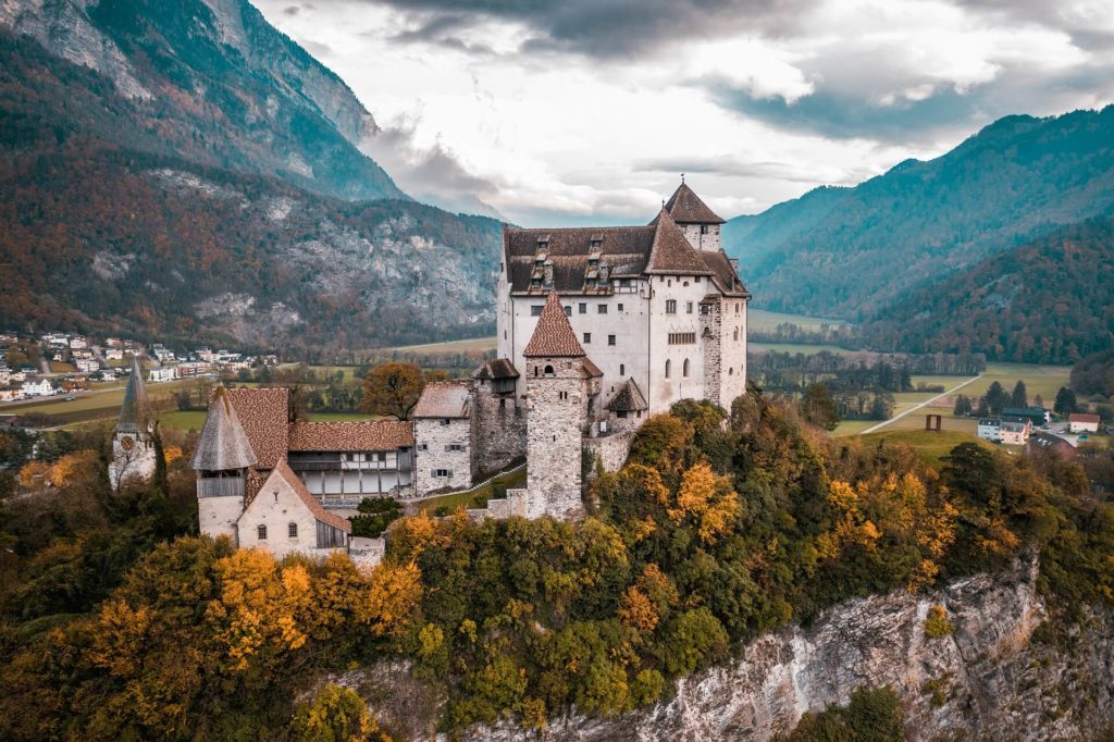 Liechtenstein kasteel - De mooiste plekken voor een tussenstop tijdens je rit naar het Gardameer